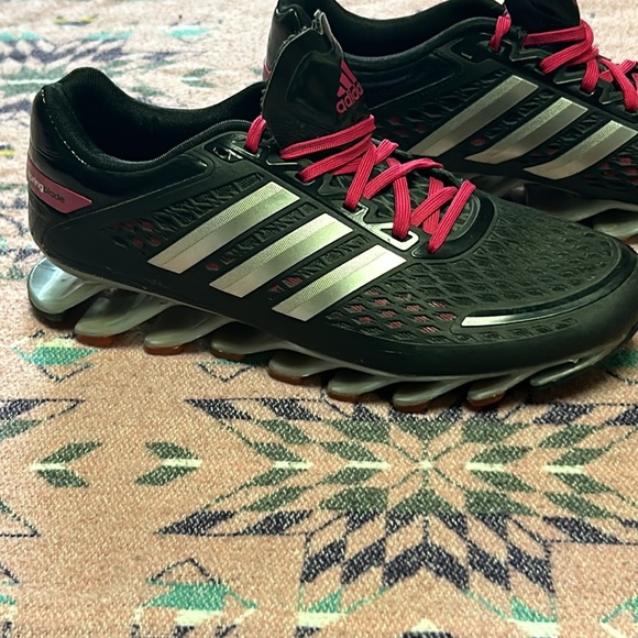 Adidas Spring Blade Pink and Black Runners - Picture 3 of 8